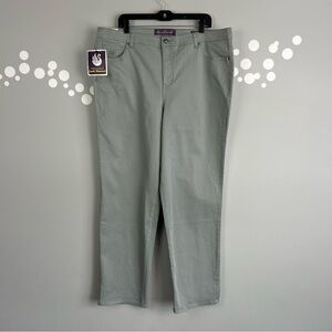 NWT Gloria Vanderbilt Amanda Classic Fit Jeans Size 18W